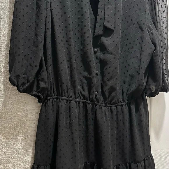 Pretty black dress size 14! NWOT at Bloomingdale’s outlet. - Picture 6 of 6